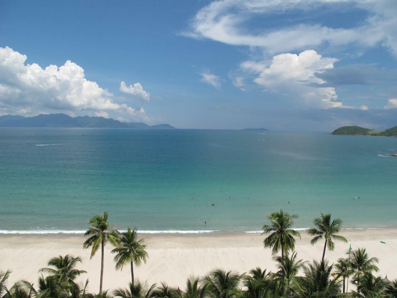 Tokia Hotel Nha Trang Kültér fotó